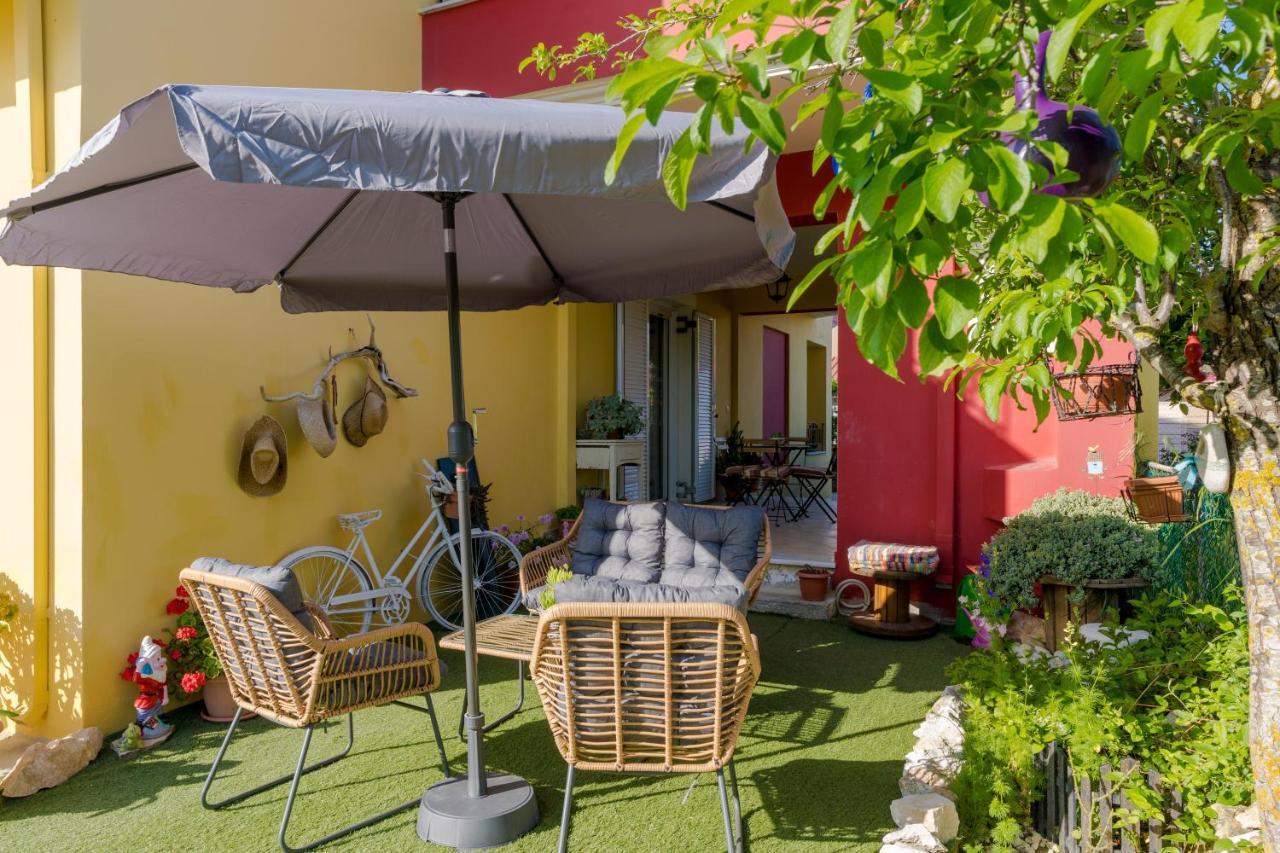 Aurelia Apartment Lixouri Esterno foto